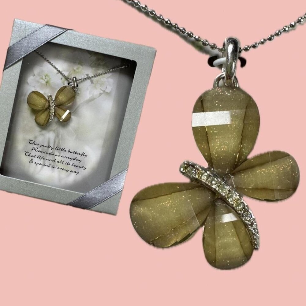 🧡 2 for 10$ Y2K Butterfly Rhinestone Necklace – Gold Pendant in Silver Box